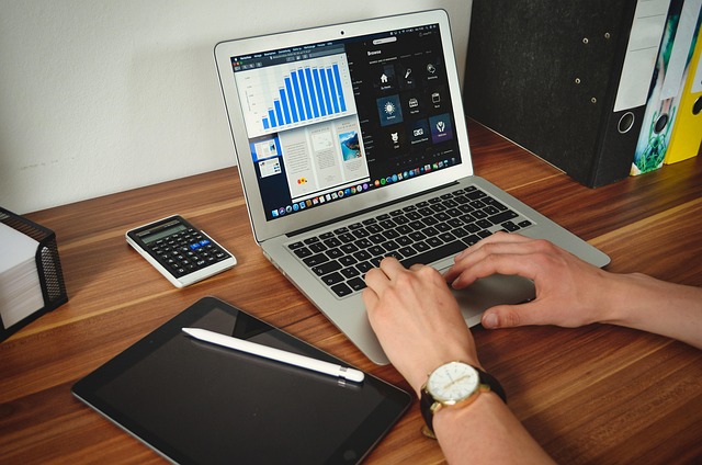 1766282280151768.jpg student-5224082_640.jpg